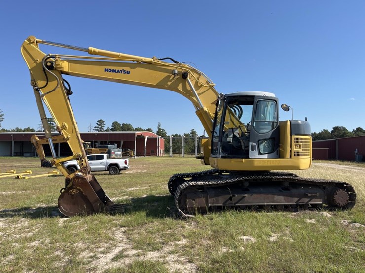 komatsu-pc228us-lc-image-2