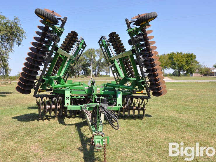 john-deere-637-image-2