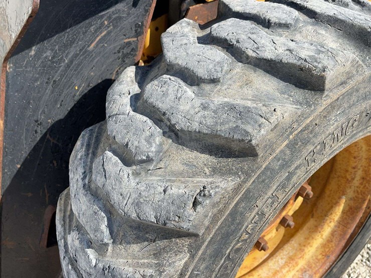 new-holland-lx665-turbo-image-40