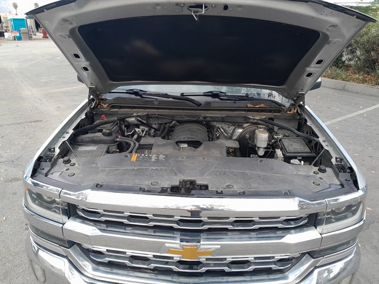 2018-chevrolet-silverado-image-7