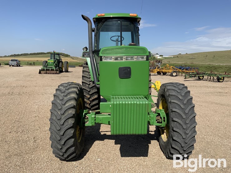 1992-john-deere-4560-image-2