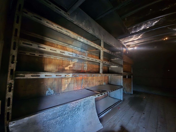 2003-gmc-3500-image-17