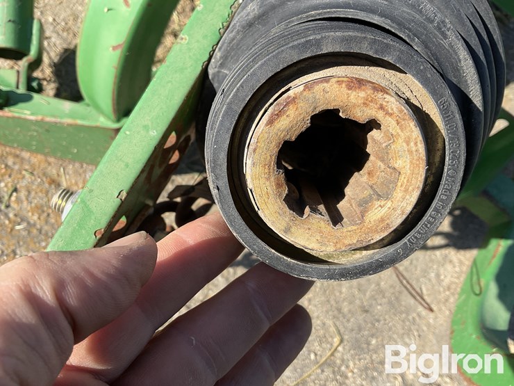 john-deere-350-image-8