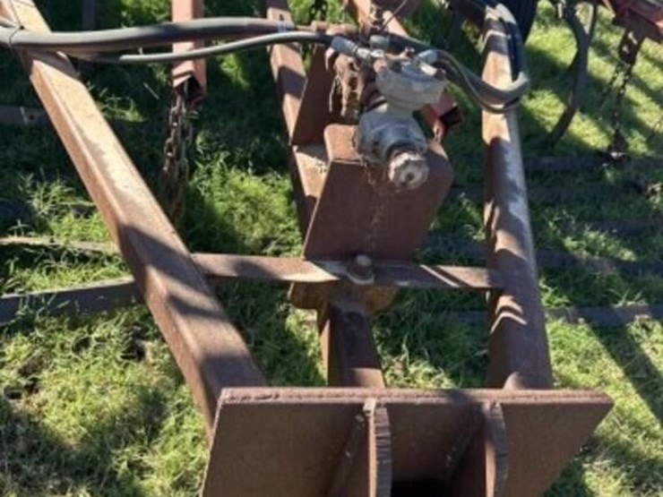 john-deere-680-image-9