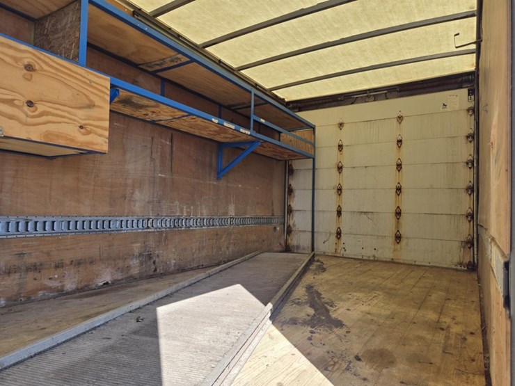 #5013-•-2015-chevrolet-4500-box-truck-image-57