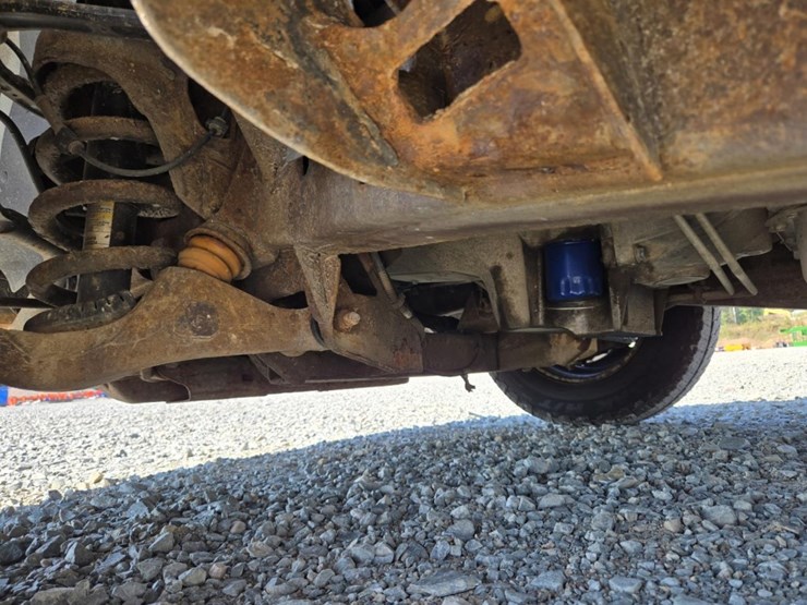 #5013-•-2015-chevrolet-4500-box-truck-image-46