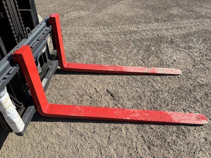 2015-toyota-8fdu30-image-10