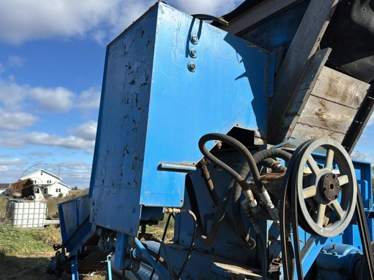 #122-•-jeffrey-hammer-hog-grinder-set-up-image-7