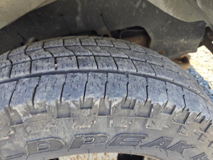 #5013-•-2015-chevrolet-4500-box-truck-image-83