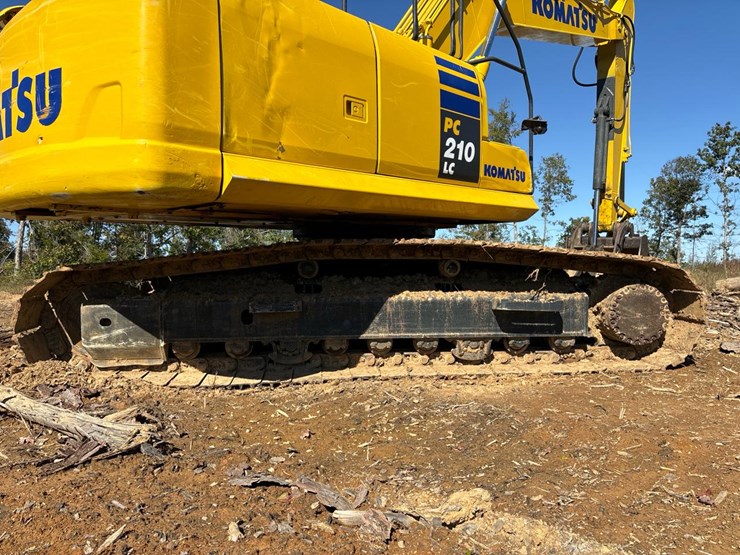 2014-komatsu-pc210-lc-10-image-14
