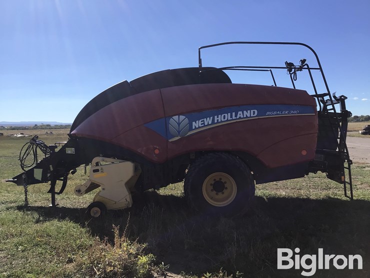 2014-new-holland-340-image-8