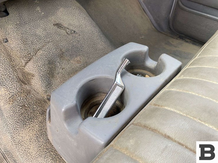 1996-ford-f450-image-37