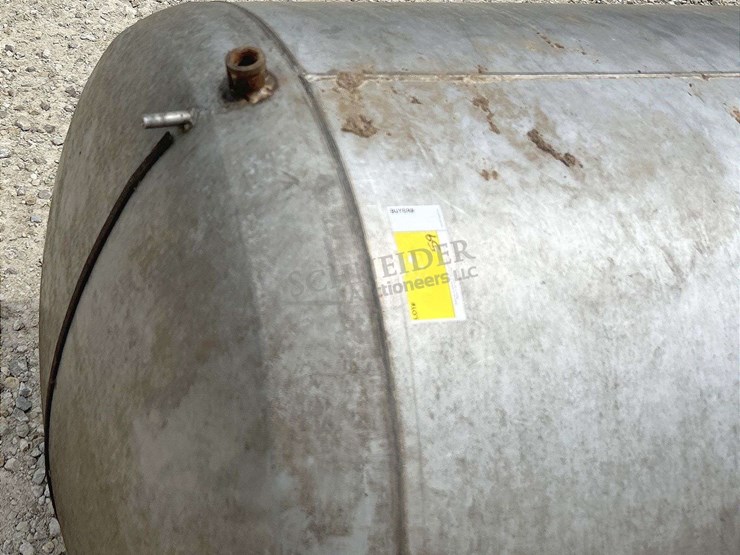 500-gallon-stainless-steel-upright-tank-w/-legs-image-9