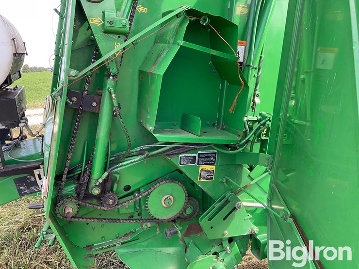 2000-john-deere-566-image-13