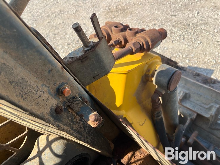 2014-gehl-r135-image-11