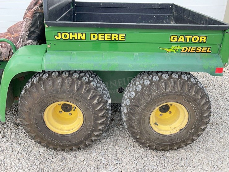 john-deere-gator-image-36