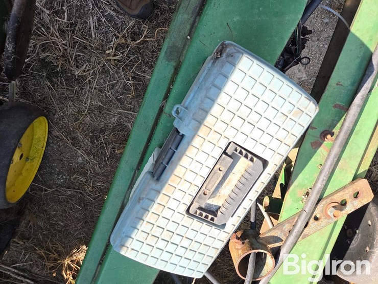 john-deere-7200-image-17