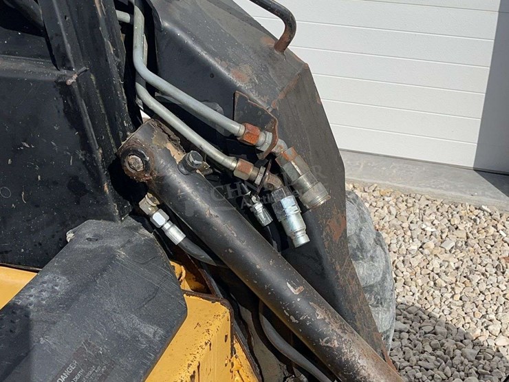 new-holland-lx665-turbo-image-13