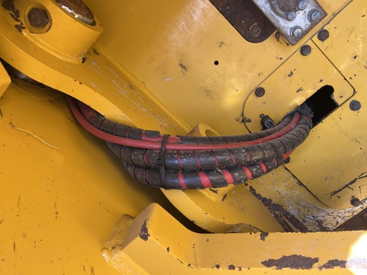 john-deere-1050-image-41