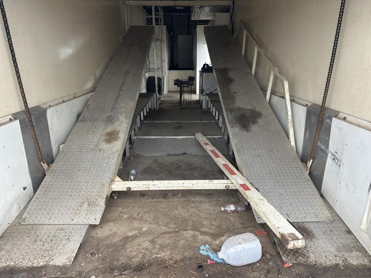 #5004-•-1996-t-e-ent.-stfrp-2-s-6-two-car-race-semi-traile-image-17