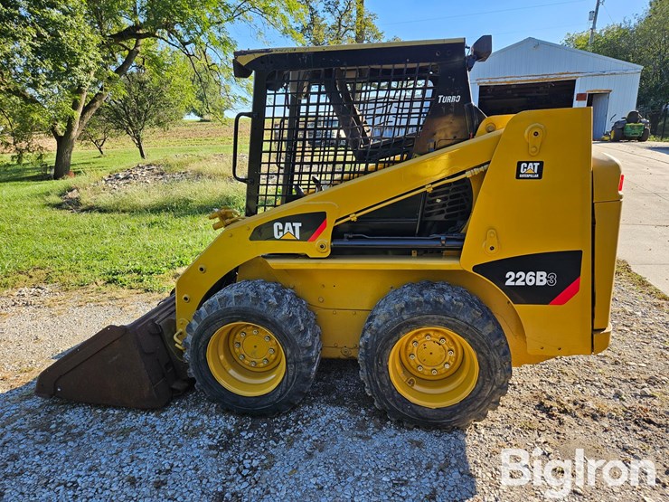 2007-caterpillar-226b3-image-8