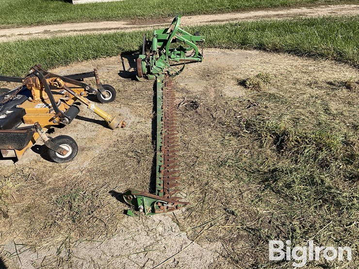 john-deere-350-image-3