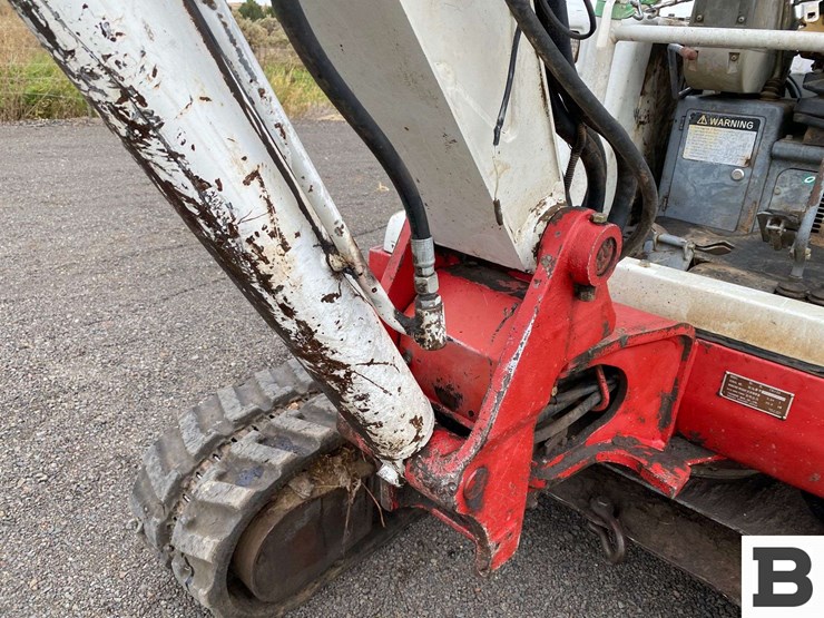 takeuchi-tb135-image-22