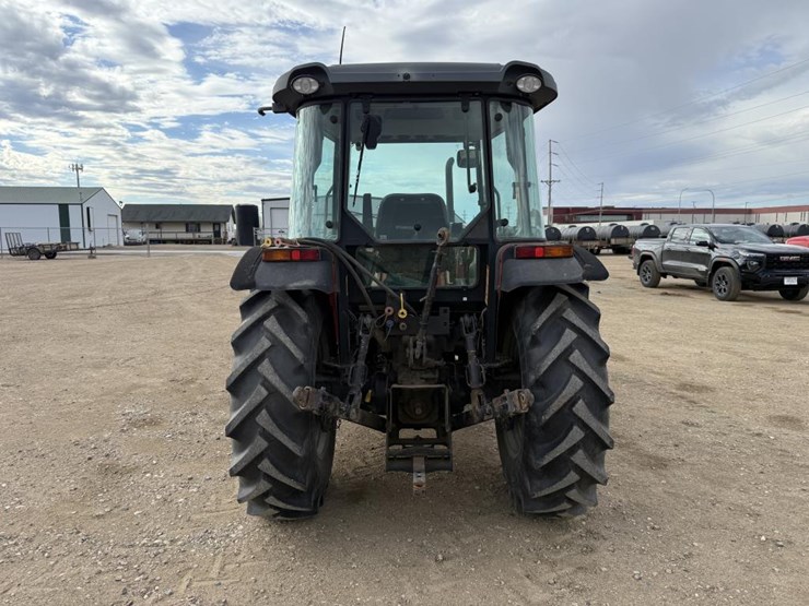 2009-massey-ferguson-3625-image-4