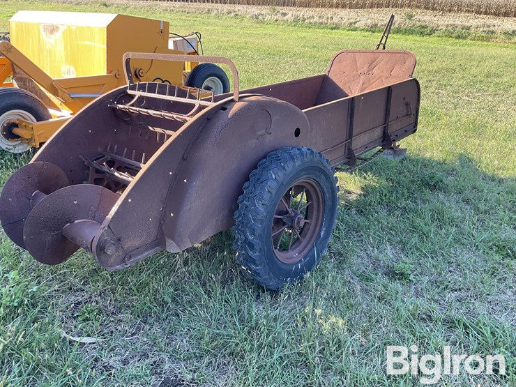 john-deere-h-image-5