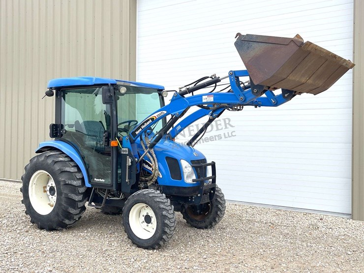 new-holland-tc45da-image-2