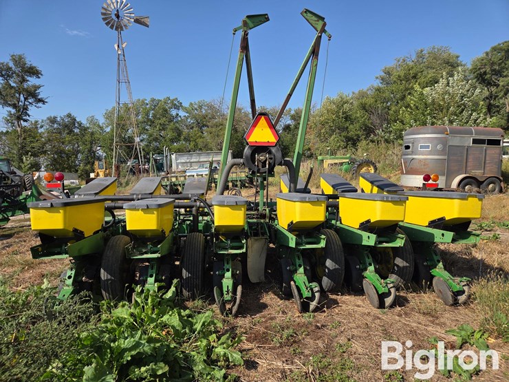 john-deere-7200-image-6