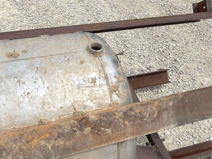 500-gallon-stainless-steel-upright-tank-w/-legs-image-11