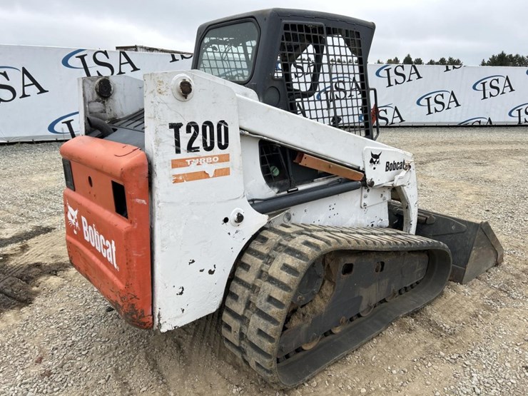 bobcat-t200-image-5