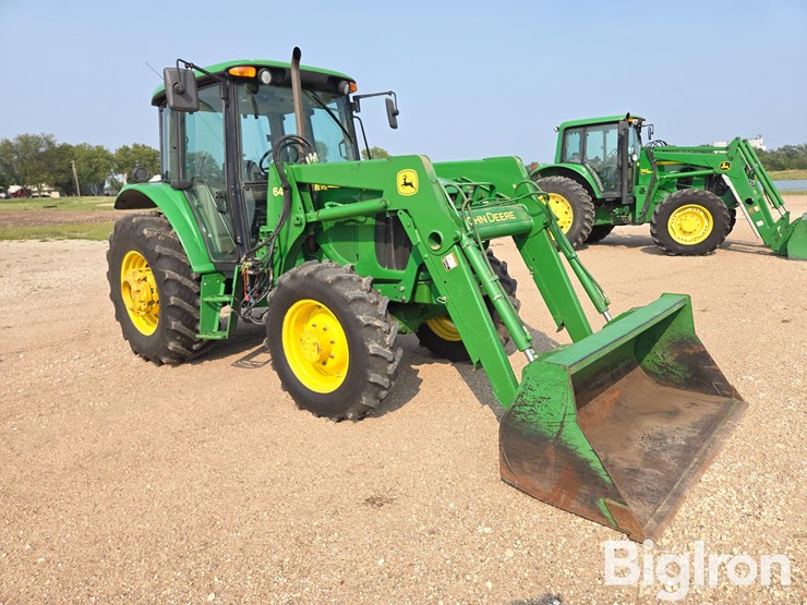 2003-john-deere-6415-image-3