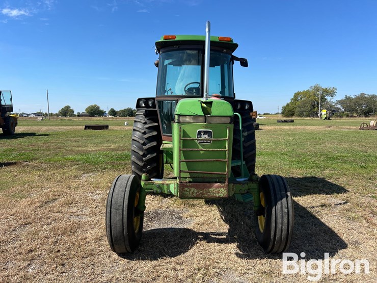 1984-john-deere-2950-image-2