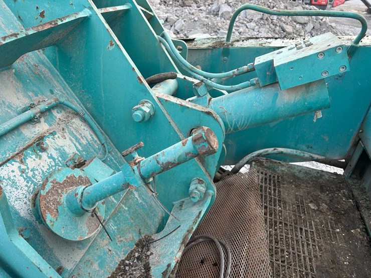 2006-caterpillar-c12-image-41