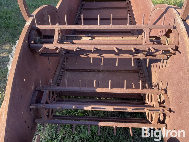 john-deere-h-image-16