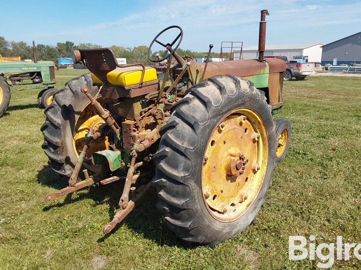 1959-john-deere-530-image-5