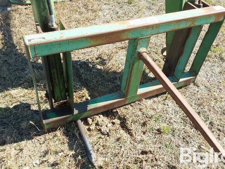 john-deere-148-image-12