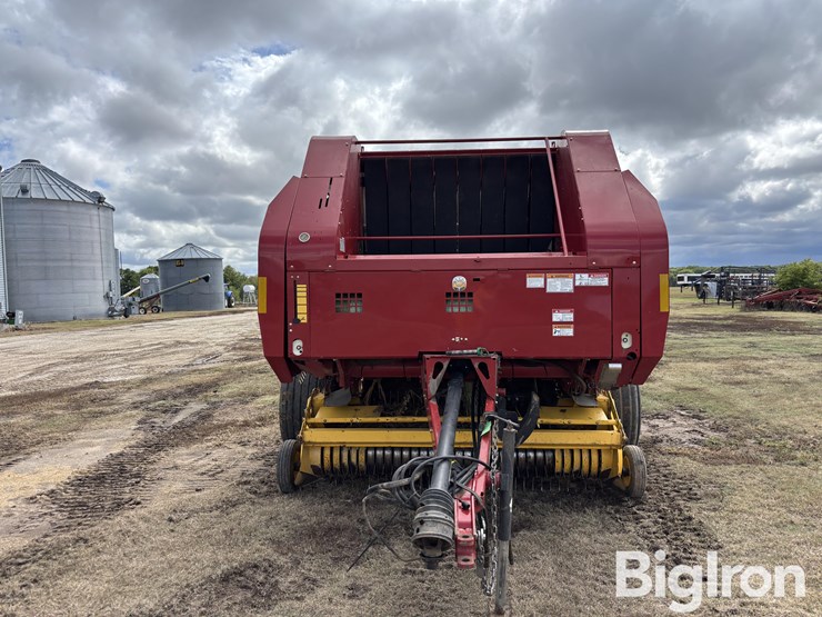 2012-new-holland-br7090-image-2