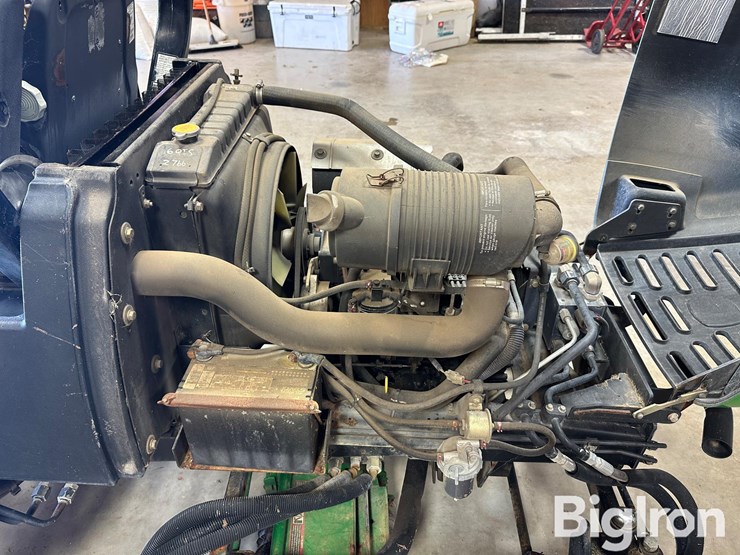 john-deere-3235c-image-17