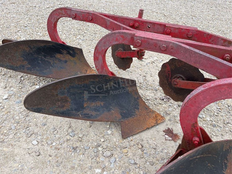 dearborn-3-12"-3-point-plow-w/-coulters-image-11