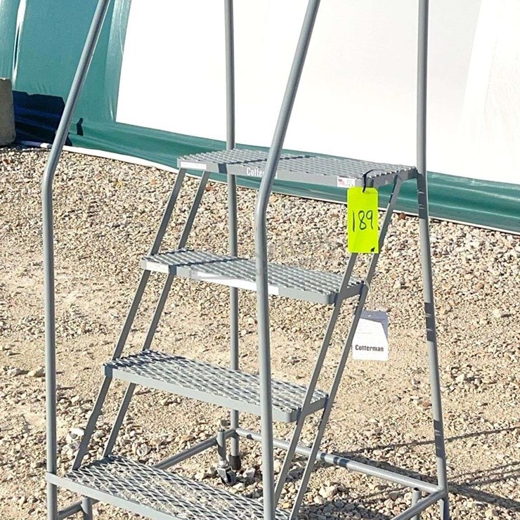 Cotterman 40" steel rolling utility stairs