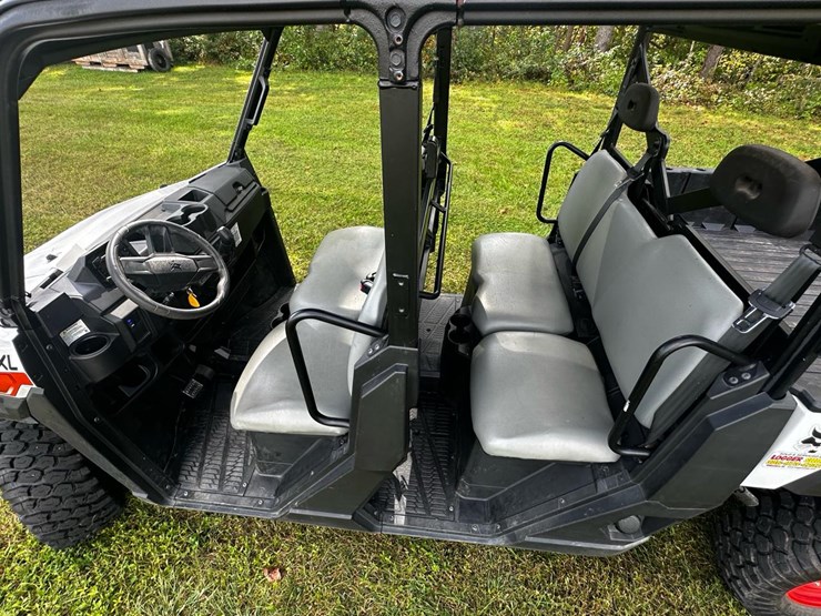 #147-•-2024-bobcat/polaris-uv34xl-gator-image-6