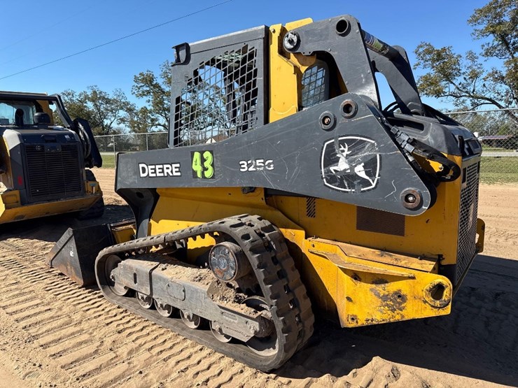 2023-deere-325g-image-8