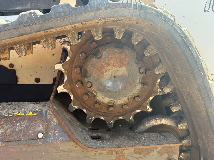 2017-bobcat-t550-image-13