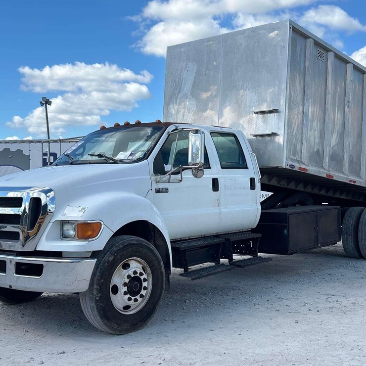 FORD F650