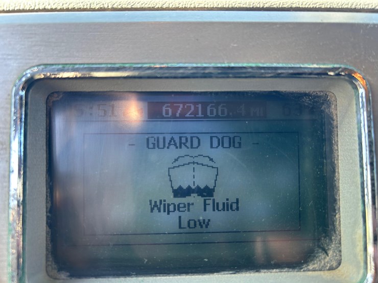 2011-mack-tender-truck-w/adams-rear-discharge-bed-auger-image-86