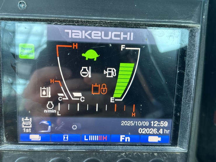 takeuchi-tl8r2-image-18