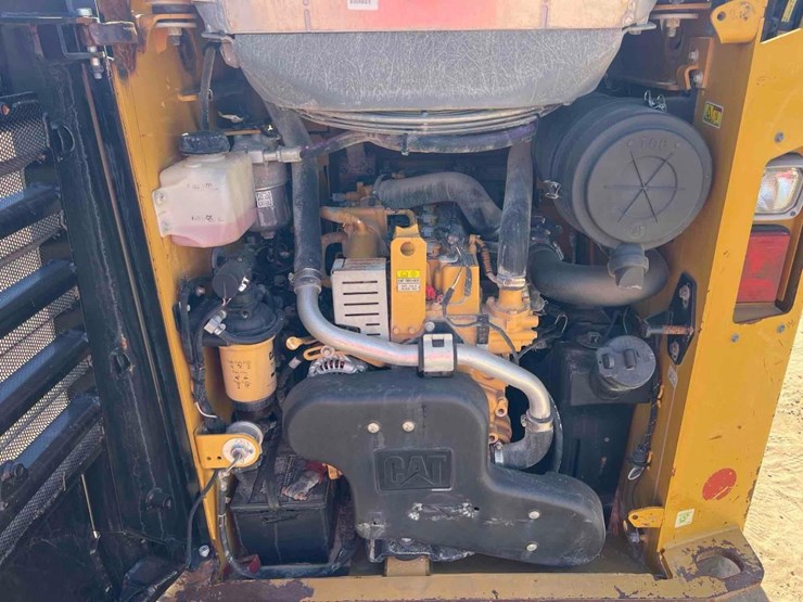 2019-caterpillar-259d-image-24